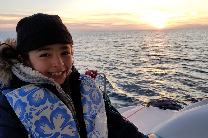 2.5-Hour Small-Group Catamaran Sunset Sail with Drinks - Harbor Island Check-In: Fast Start, Easy Vibes