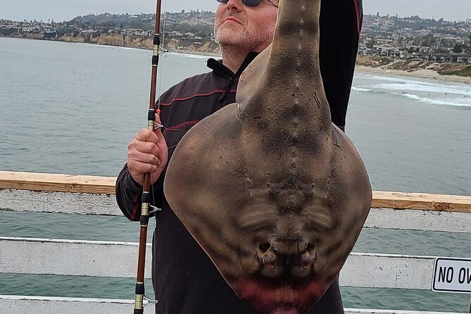 2-Hour San Diego Pier Fishing Experience - Catch-and-Release Off a City Pier: Rays, Croaker, Halibut, and More