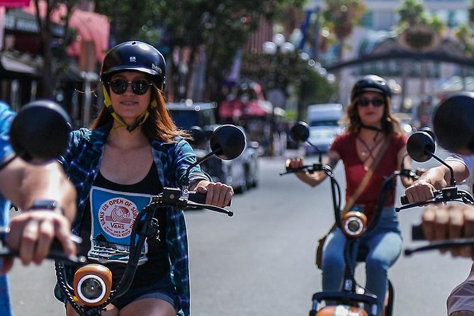 2Hr GPS Self Guided Scooter Tour: Downtown & Balboa Park - Balboa Park Driving: Big Attraction Area From a Moving View