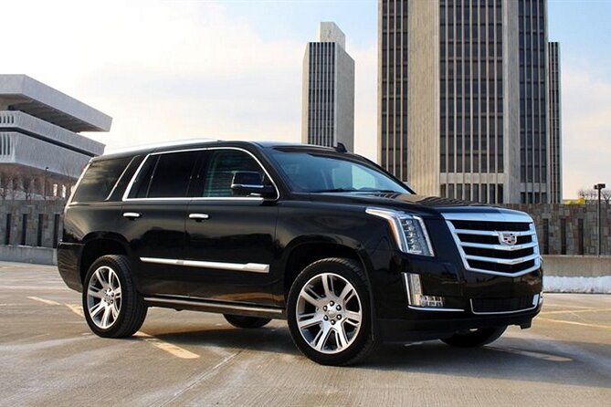 Arrival Private Transfer: San Diego Airport SAN to San Diego in Luxury SUV - Key Points at a Glance