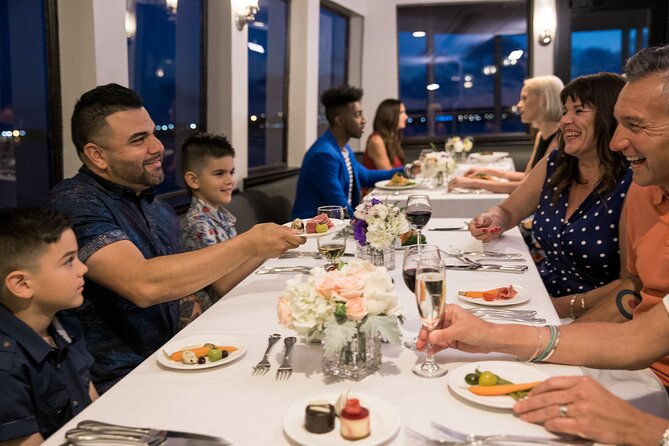 City Cruises San Diego: Buffet Dinner Cruise - The Buffet Dinner: Real Value at a Fixed Price