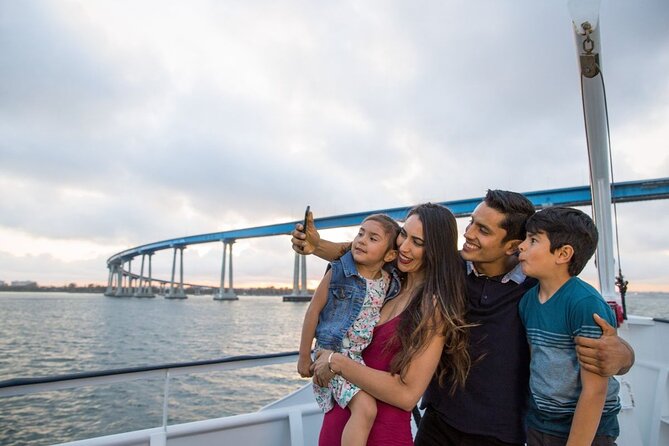 City Cruises San Diego: Gourmet Dinner Cruise & Skyline Views - San Diego at 7pm: Why a Yacht Dinner Works Better Than a Restaurant