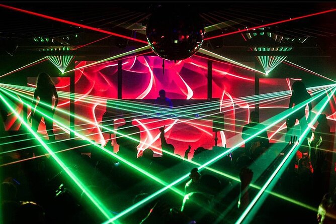 Drink, Mingle and Dance Club Tour - The vibe, the group size, and who this suits best