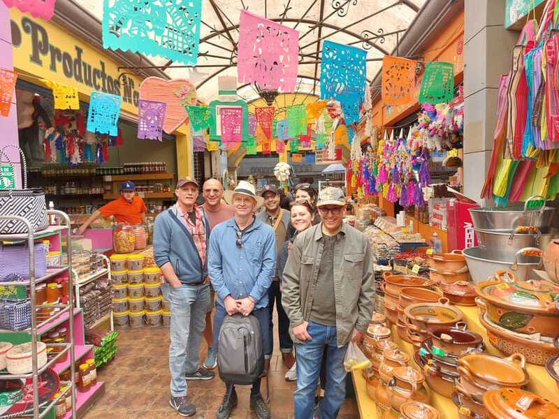 From San Diego: Tijuana Guided Day Trip with Lunch - Taco Lunch With Spicy Salsas: Food That Keeps the Day Moving