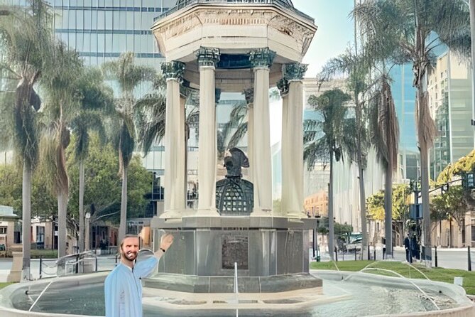Historical Walking Tour of San Diego - Starting at 530 Broadway: the Gaslamp meet point and what to expect