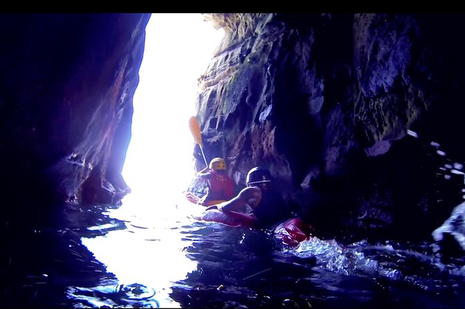 Kayak Tour of the 7 Caves - Meeting at 2158 Avenida De La Playa: The Part People Forget