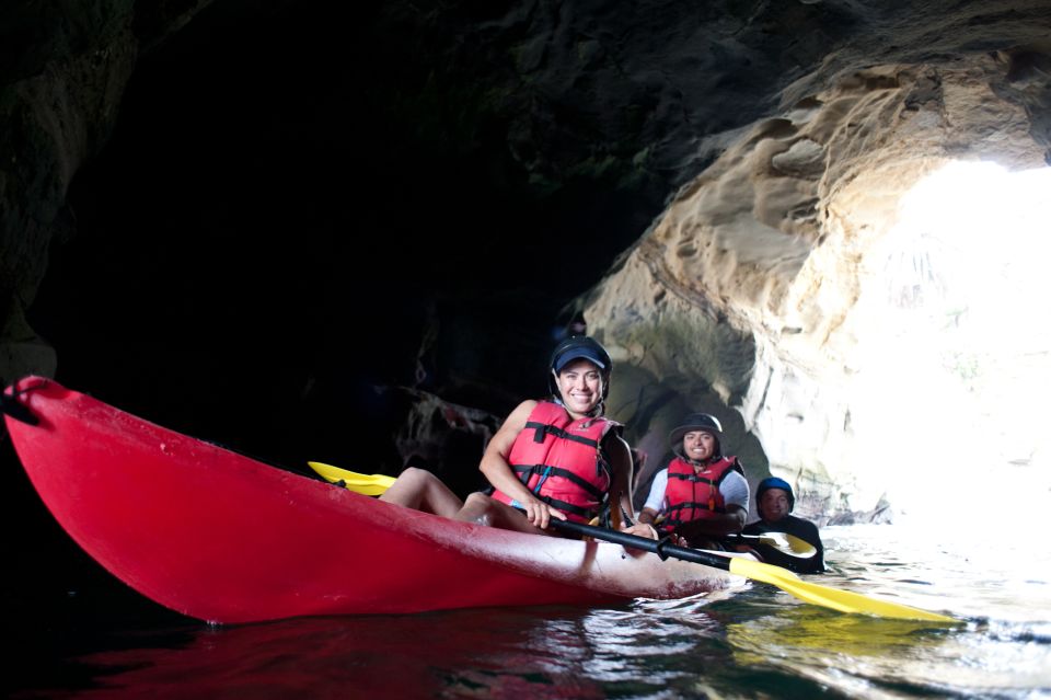 La Jolla: 2.5-Hour Kayak and Snorkel Tour - Your route: kayaking to the caves in calm-water conditions