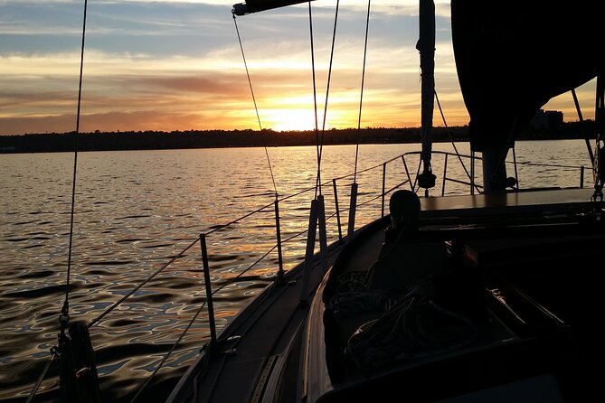 Luxury Sailing Tour of San Diego's Bay and Coastal Waterways - Snacks, Water, and Bring-Your-Own Drinks: The Practical Luxury