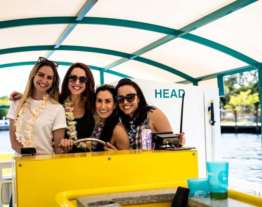 Mission Bay San Diego: Paddle Pub Party Cruise - BYOB and the Onboard Cooler: What to Bring