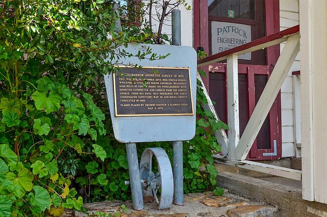 Pies & Pickaxes: A Historic Walking Tour of Julian, CA - Down Main Street: historic buildings, the old Julian Jail, and why the stories work