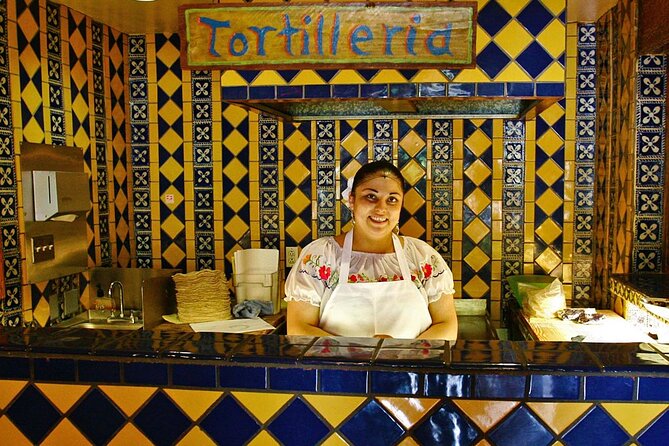 Private Customizable Iconic City Highlights Tour - Cultural, Historic, Shuttled - Getting the best experience from Julie’s style