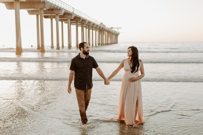 Private Vacation Photography Session with Local Photographer in San Diego - A One-Hour Photo Session That Feels Like Real Sightseeing