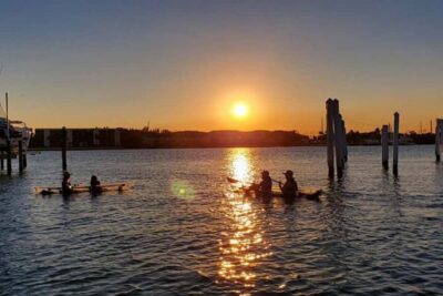 San Diego: 2024 Crystal Clear Kayak Rental - Finding R&R Surf Rentals: Two White Flags and Free Parking
