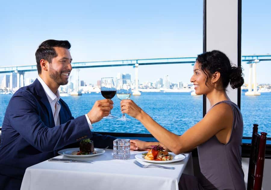 San Diego: Buffet Dinner Cruise with Drinks - Your Buffet Dinner Plan: Seasonal Plates and Real Value