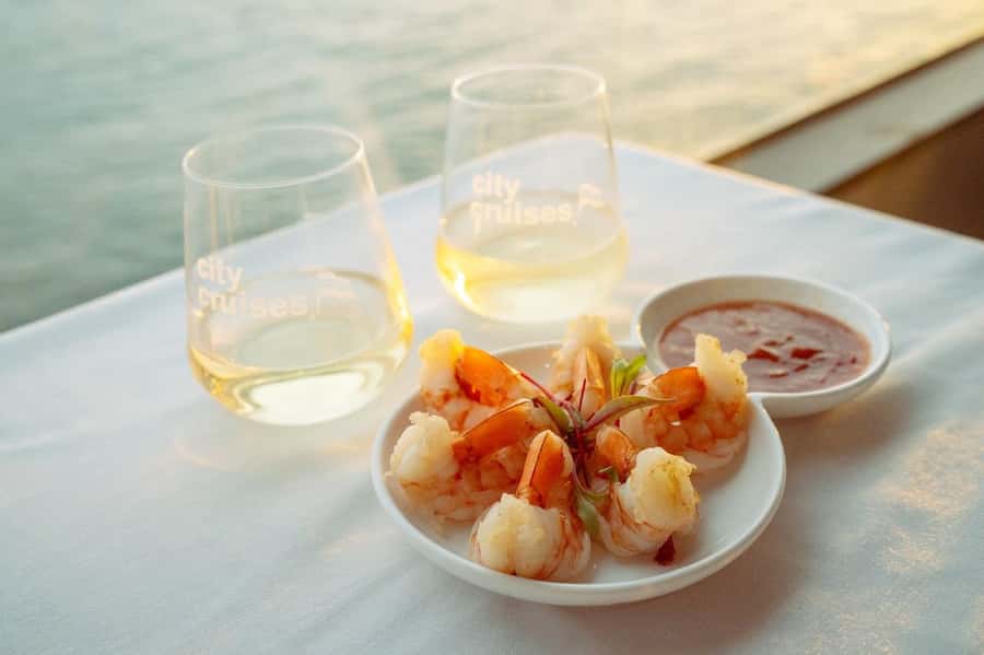San Diego: City Cruises Gourmet Dinner Cruise - Who Should Book This Dinner Cruise, and Who Might Skip It