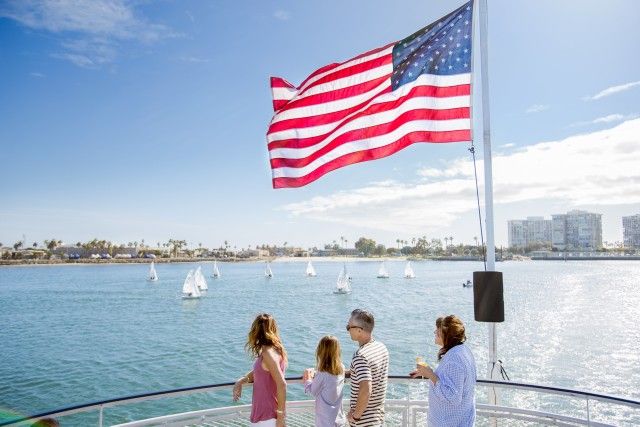 San Diego: City Cruises Harbor Sightseeing Cruise - Petco Park and Seaport Village: the city waterfront gets clearer