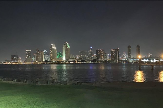 San Diego City Lights Night Tour - Guides and onboard vibe: facts with personality