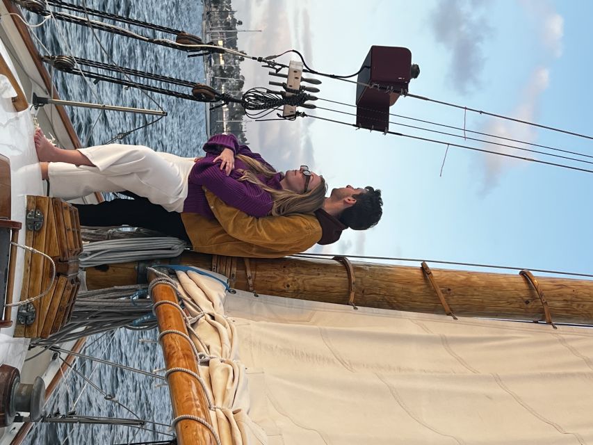 San Diego: Classic Yacht Sailing Experience - Wildlife spotting from the bay: sea lions, dolphins, and sea birds