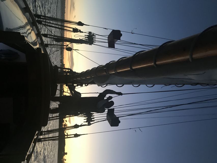 San Diego: Classic Yacht Sailing Experience - What’s included on board: IPA, white wine, and light snacks