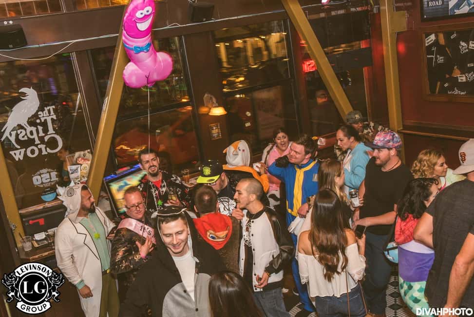 San Diego: Downtown Bar Crawl Party Pass - Stops you can expect: no-cover bars, shots, and rooftop time