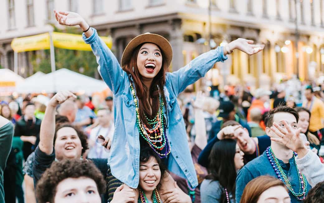 San Diego: Downtown Bar Crawl Party Pass - Guided crawl vs freestyle: how to pick the right style