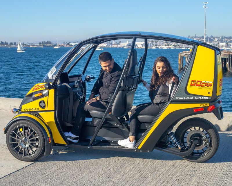 San Diego: Downtown Electric GoCar Rental - Old Town to Little Italy: first photo stops with an easy “warm-up”