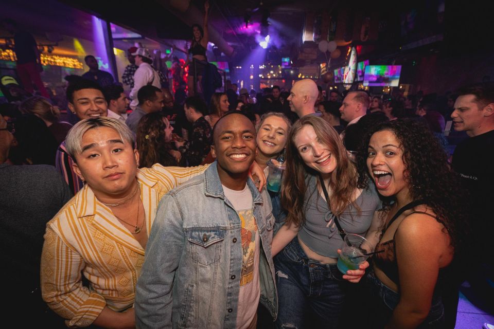 San Diego: "Drink, Ride, Sing, & Dance!" Bar Tour (4 Bars) - What makes this tour work: guide energy and the built-in flow