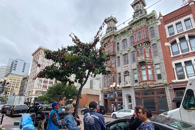 San Diego Gaslamp Quarter Small Group Walking Tour - Ghirardelli’s 1913 past: from theater to chocolate