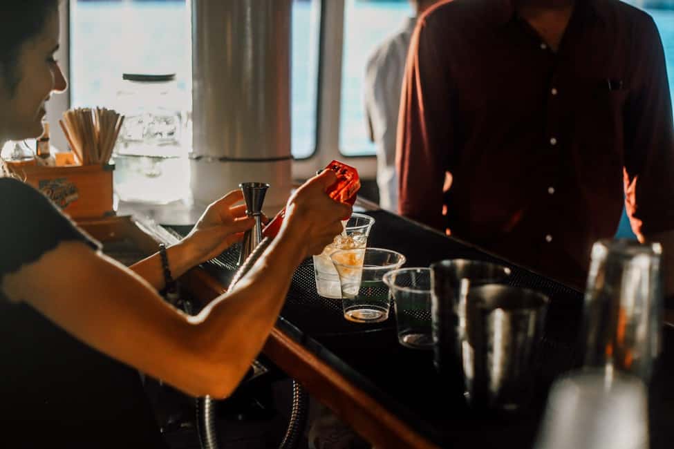 San Diego: Mission Bay Sunset Cruise - The Boat, the Mahalo Bar, and the Feel of the Ride