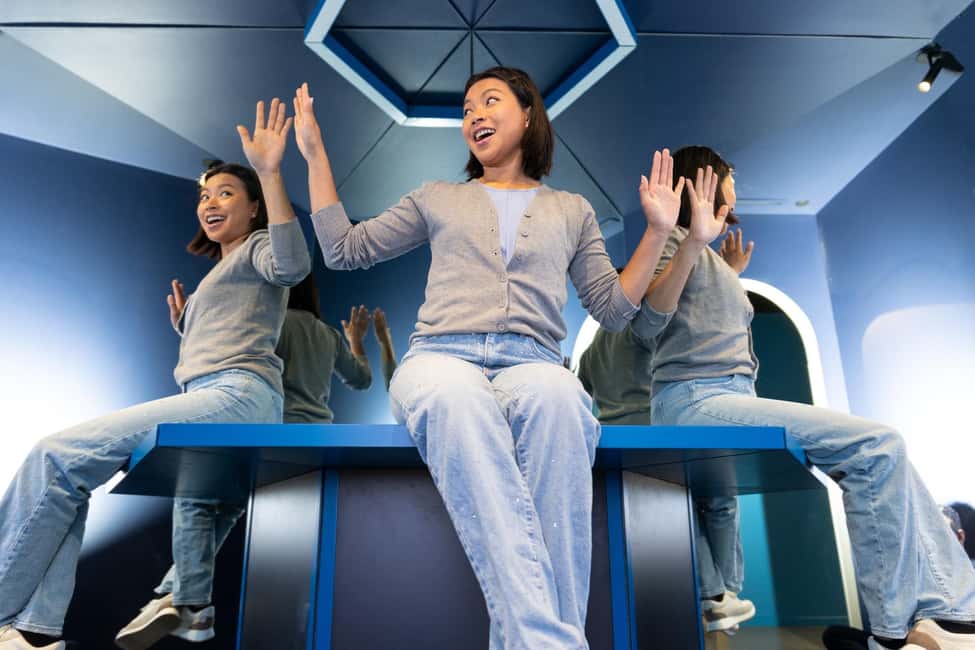 San Diego: Museum of Illusions Entry Ticket - Your day inside: how the 50+ exhibits work in practice