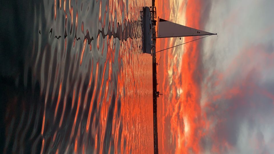 San Diego: San Diego Bay Sunset & Daytime Sailing Experience - Starting Line: Sunroad Resort Marina on Harbor Island