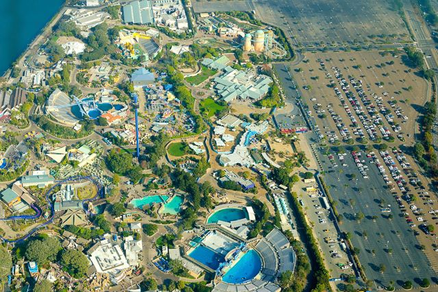 San Diego: SeaWorld Skip-the-Line Park Admission Ticket - Hands-on exhibits: Explorer’s Reef Touchpools and Sea Lion Point