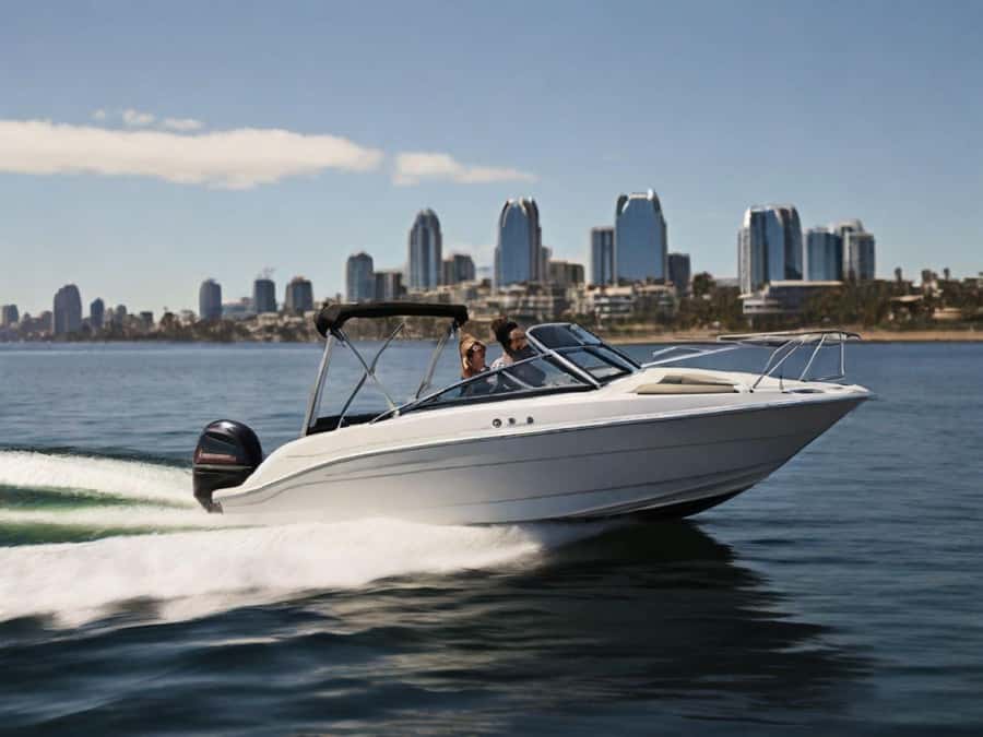 San Diego: Speed Boat Rental in San Diego Bay - From Marina Check-In to First Familiar Turns