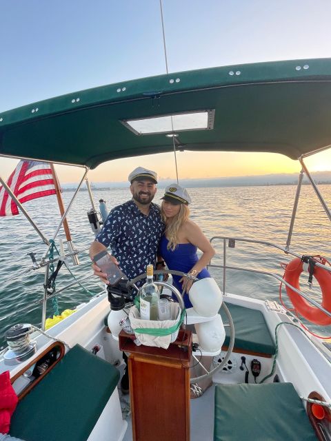 San Diego: Sunset and Day Sailing Excursion with Drinks - The captain-host factor: why small details make the trip