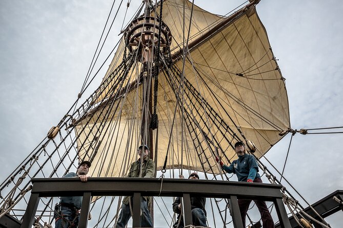 San Salvador Spanish Galleon Adventure Day Sail with General Admission - Crew energy and group size: why 55 people feels right