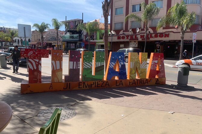 San ysidro >>sunset/Guadeloupe Valley/Restaurant Charm - Playas de Tijuana seawall: get the border divide photo fast