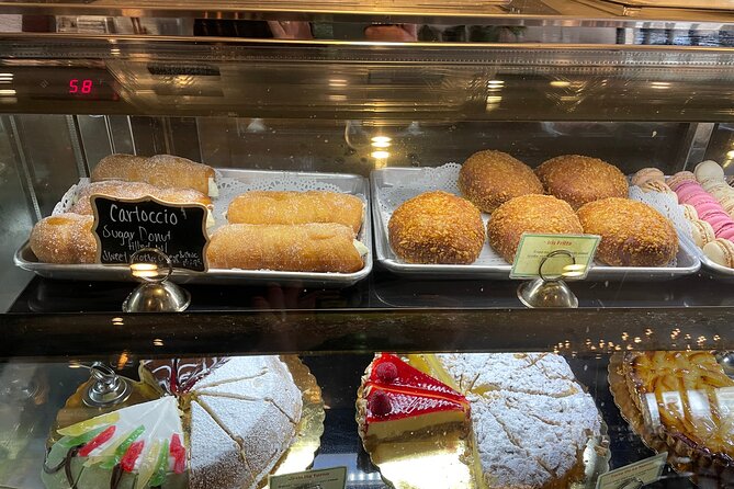 Sweet Treats of San Diego & Little Italy: Donuts, Pastries & More - Little Italy on a Sweet Schedule: How the 2-Hour Tour Works