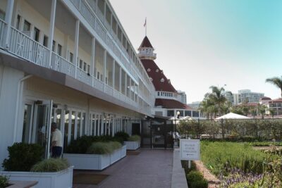 The Private Famous Coronado Tour - Hotel del Coronado: celebrity glamour with specific facts