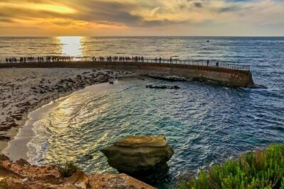 Ultimate La Jolla Self-Guided Driving & Walking Audio Tour Bundle - How the App Actually Works: Offline Maps and Auto-Playing Audio